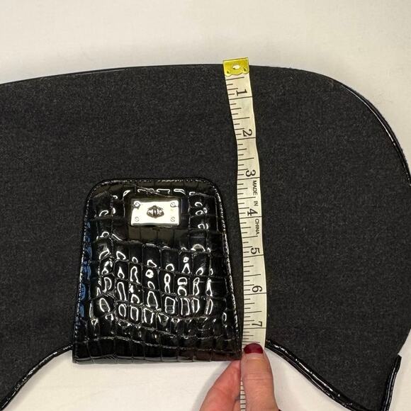 Worth Flannel & Patent Leather Shoulder Bag | Gray Black | Y2K Crescent Purse - Picture 8 of 10